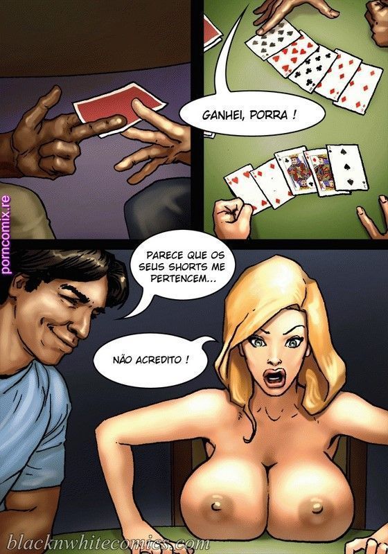 Excitada na mesa de Poker!